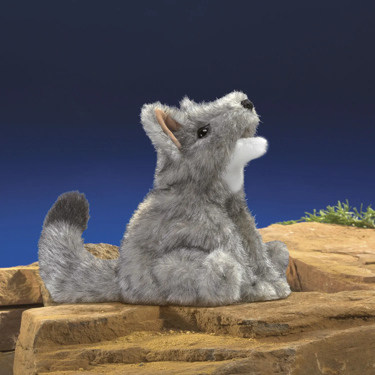Kleiner Kojote / Small Coyote Kleiner Kojote / Small Coyote-Folkmanis® Puppets