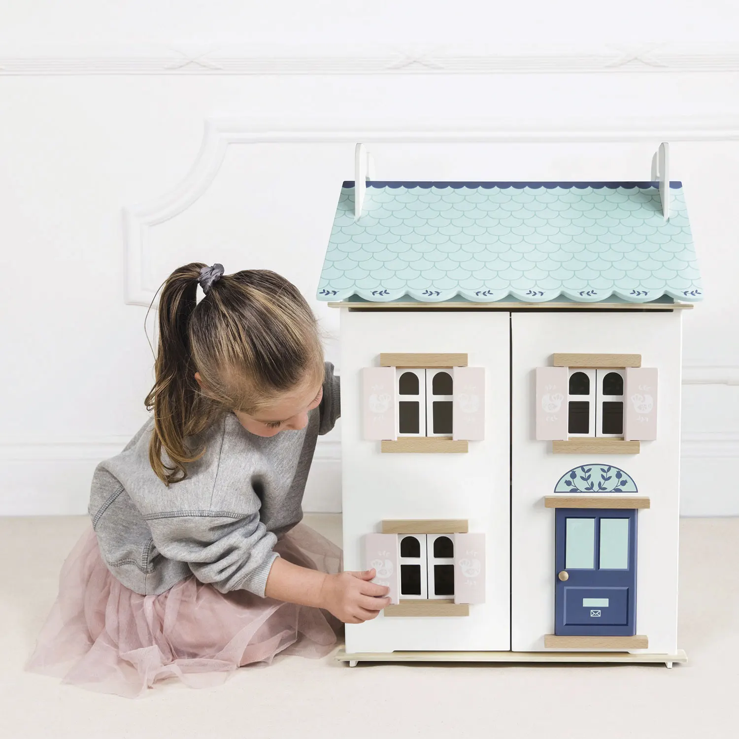 Blue Belle Puppenhaus / Bluebelle  Wooden Dolls House-Le Toy Van (LTV)