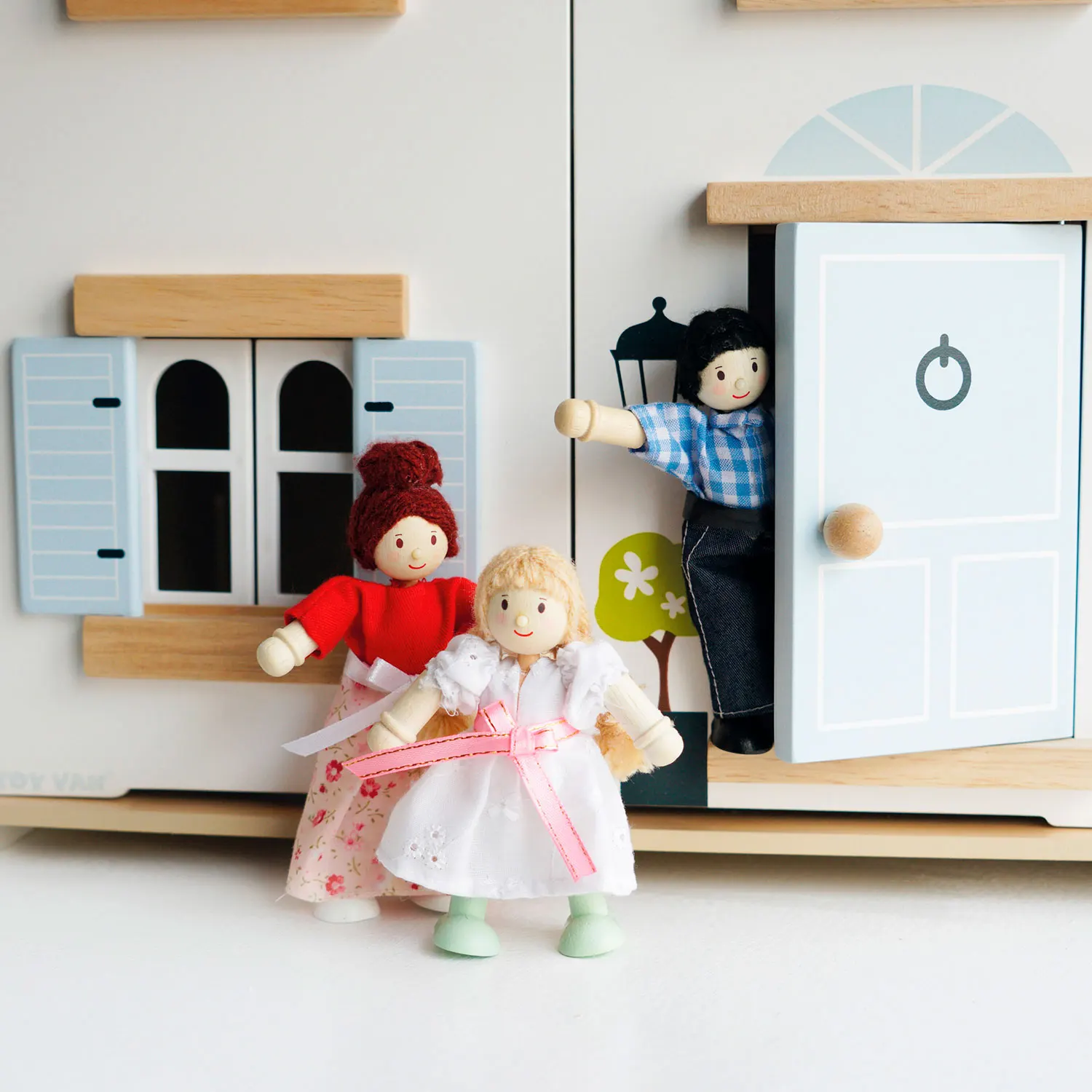 Sky Doll Puppenhaus / Sky Wooden Dolls House Sky Doll Puppenhaus / Sky Wooden Dolls House-Le Toy Van (LTV)