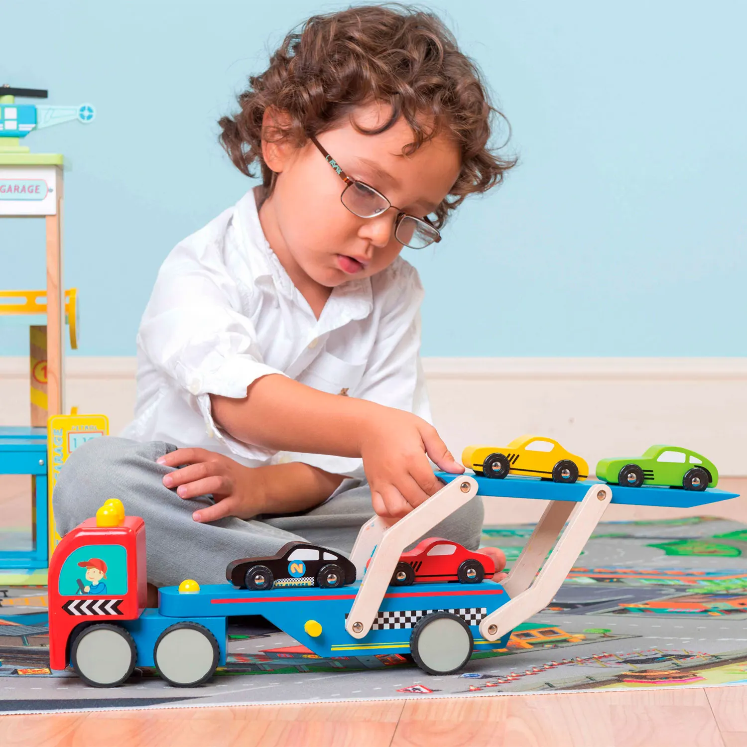 Rennwagen Transporter Set / Race Car Transporter Set Rennwagen Transporter Set / Race Car Transporter Set-Le Toy Van (LTV)