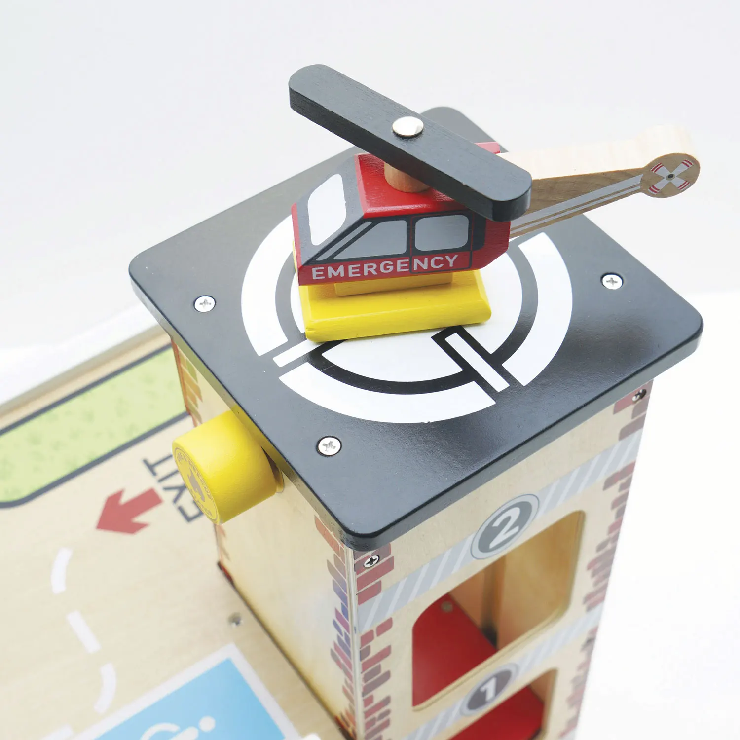 Feuerwehr & Rettungsdienst Garage & Fire & Rescue Wooden Garage Feuerwehr & Rettungsdienst Garage & Fire & Rescue Wooden Garage-Le Toy Van (LTV)