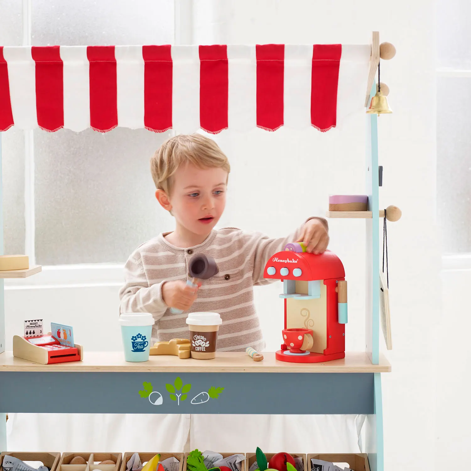Laden & Cafe / Shop & Cafe Market Stand-Le Toy Van (LTV)