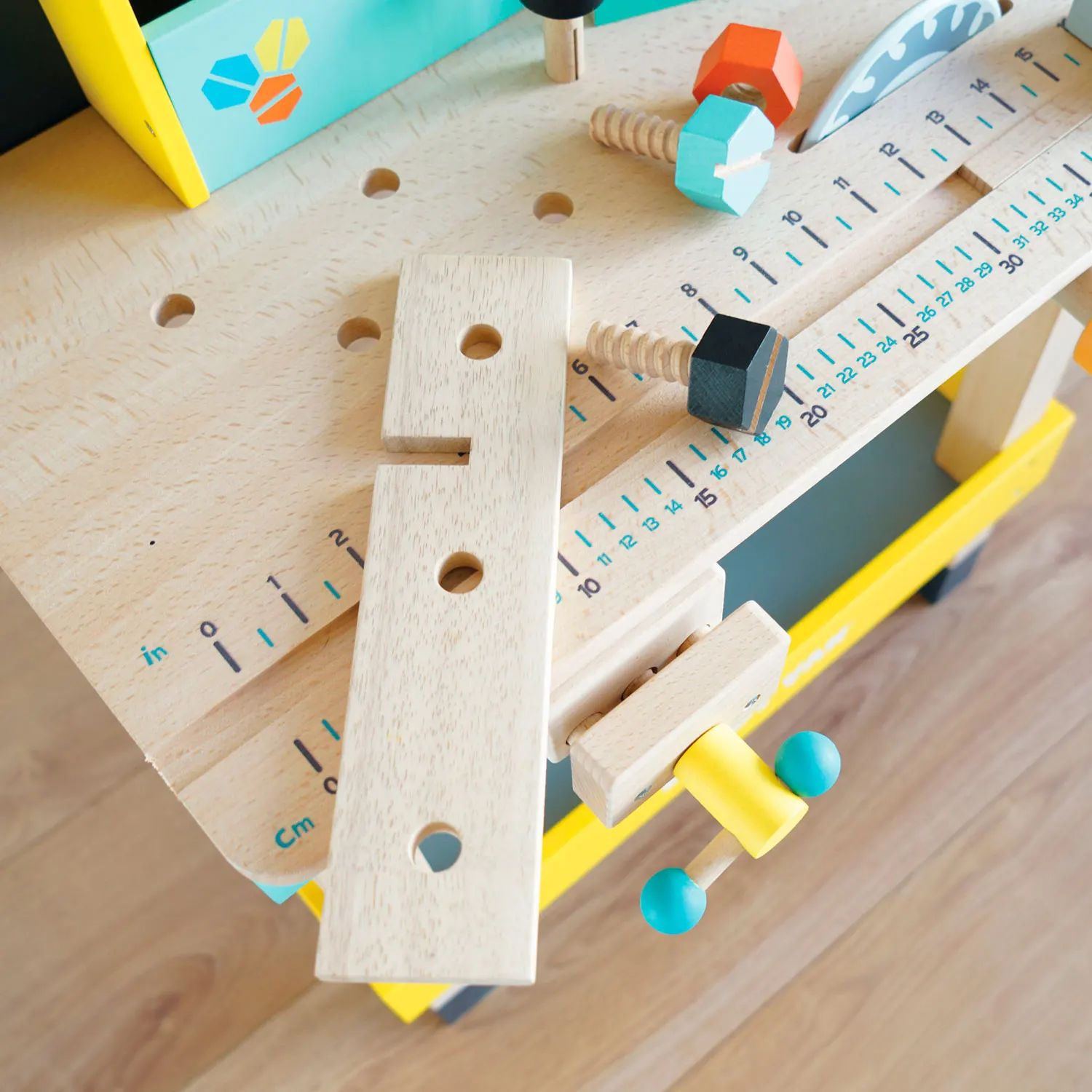 Alex Werkbank / Alex’s Toy Work Bench Alex Werkbank / Alex’s Toy Work Bench-Le Toy Van (LTV)