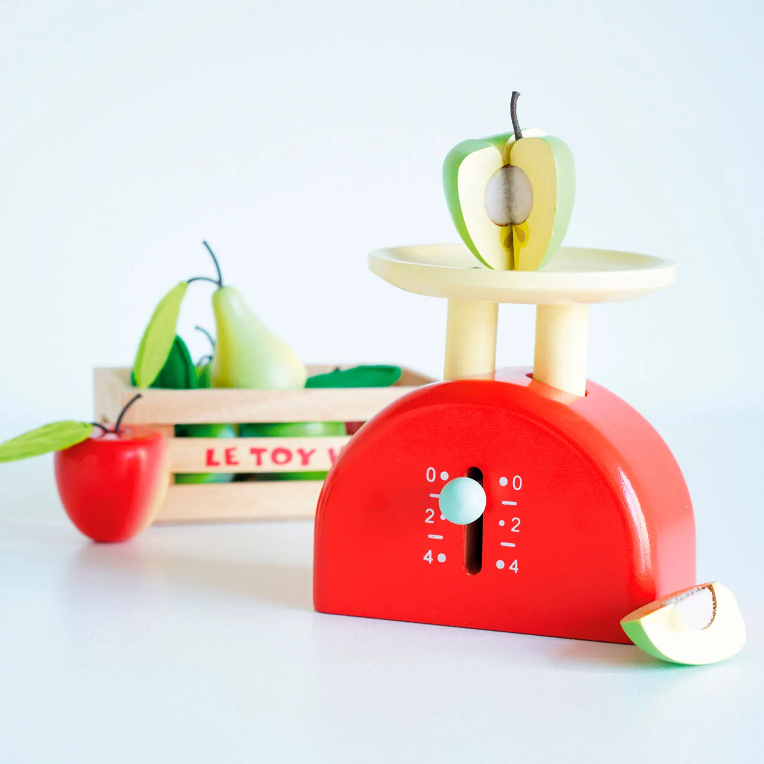 Küchenwaage / Weighing Scales Küchenwaage / Weighing Scales-Le Toy Van (LTV)
