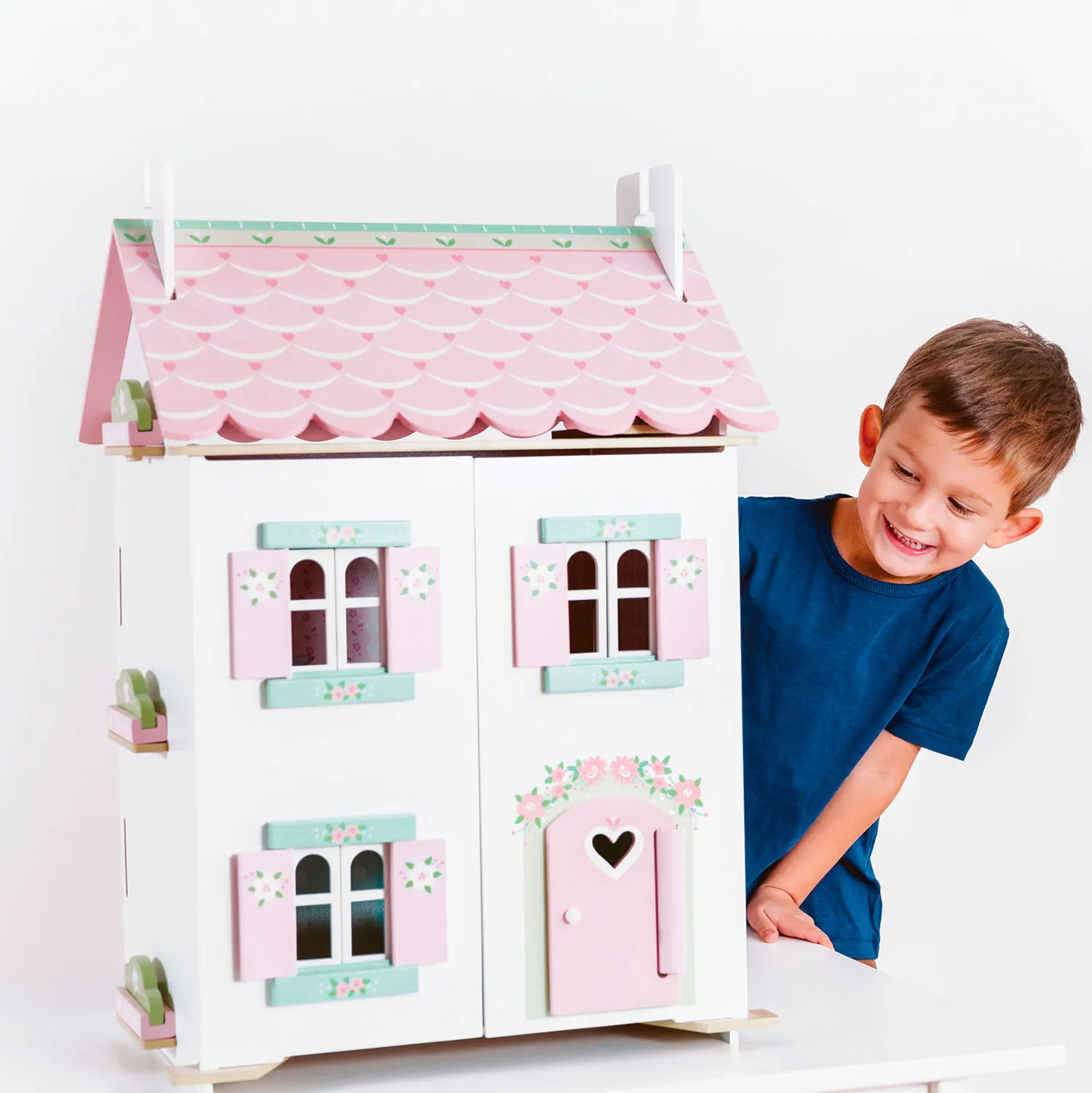 Sweetheart Häuschen (mit Möbeln) / Sweetheart Cottage (inclusive Furniture) Sweetheart Häuschen (mit Möbeln) / Sweetheart Cottage (inclusive Furniture)-Le Toy Van (LTV)