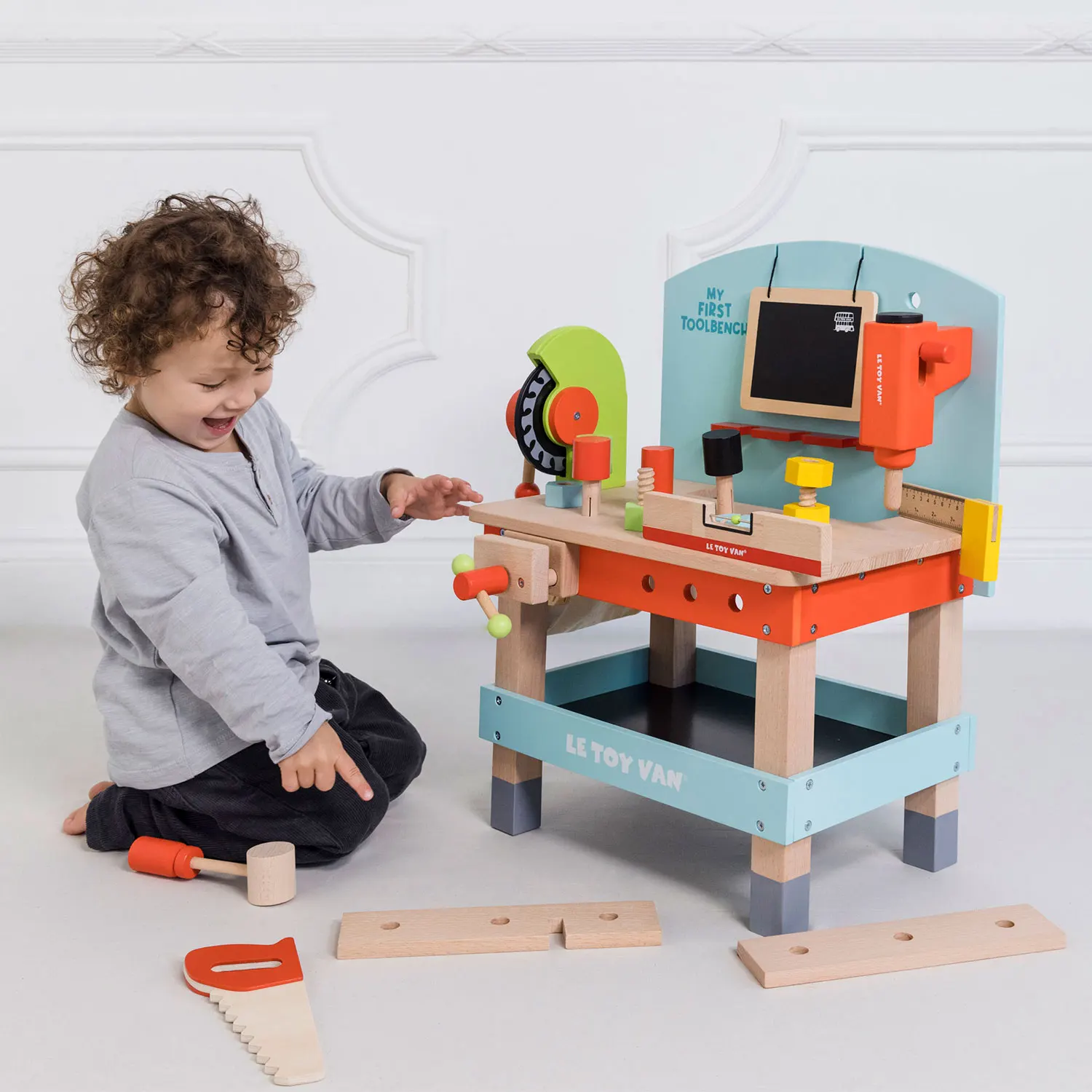 Meine erste Werkzeugbank / Wooden Tool Bench Meine erste Werkzeugbank / Wooden Tool Bench-Le Toy Van (LTV)